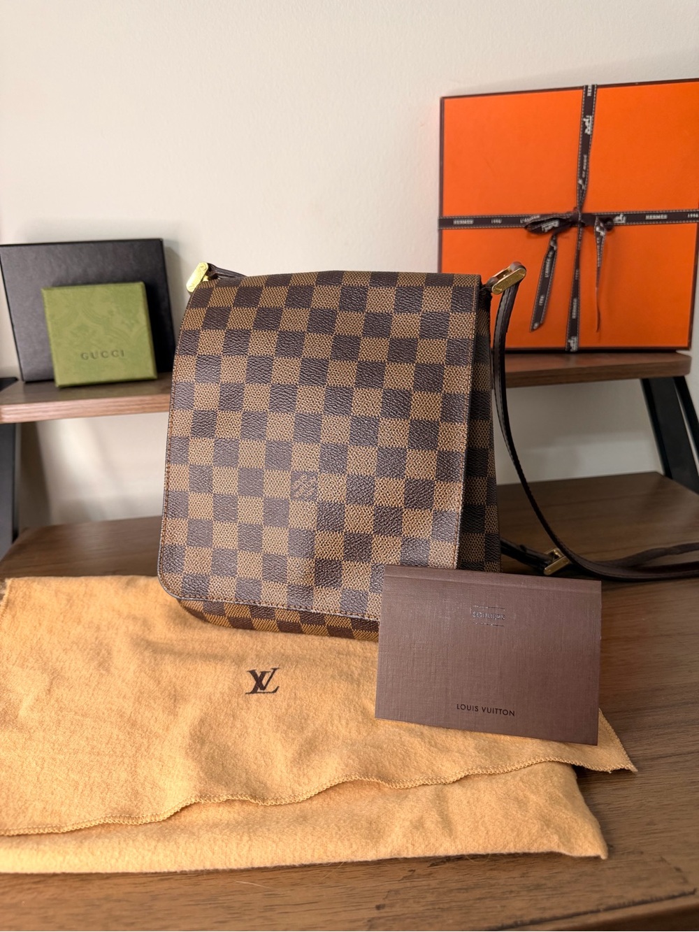 AUTHENTIC - Louis Vuitton Damier Ebene Musette Salsa Crossbody